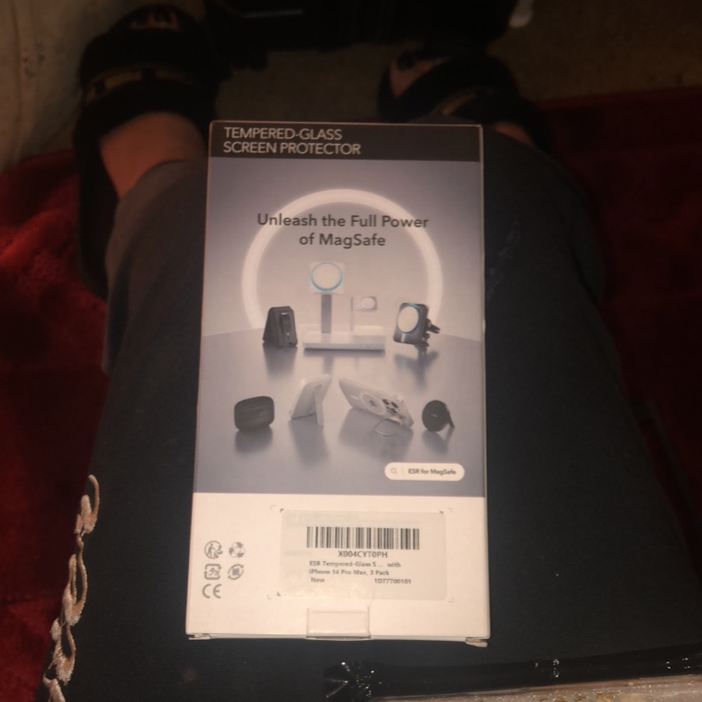 ESR - Tempered - Glass Screen Protector 3-pack - Picture 2 of 2
